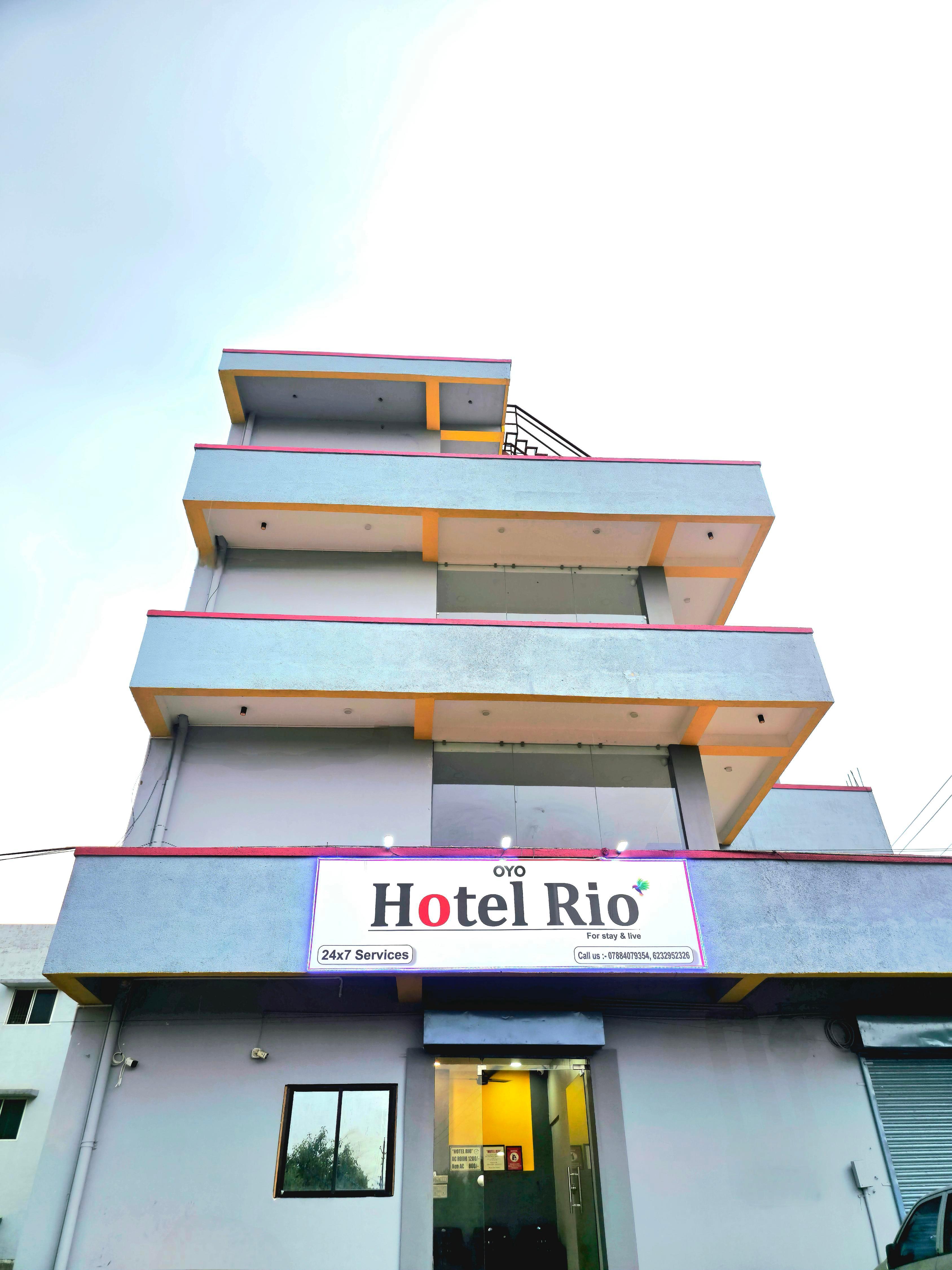 HOTEL RIO - Tap to explore photos