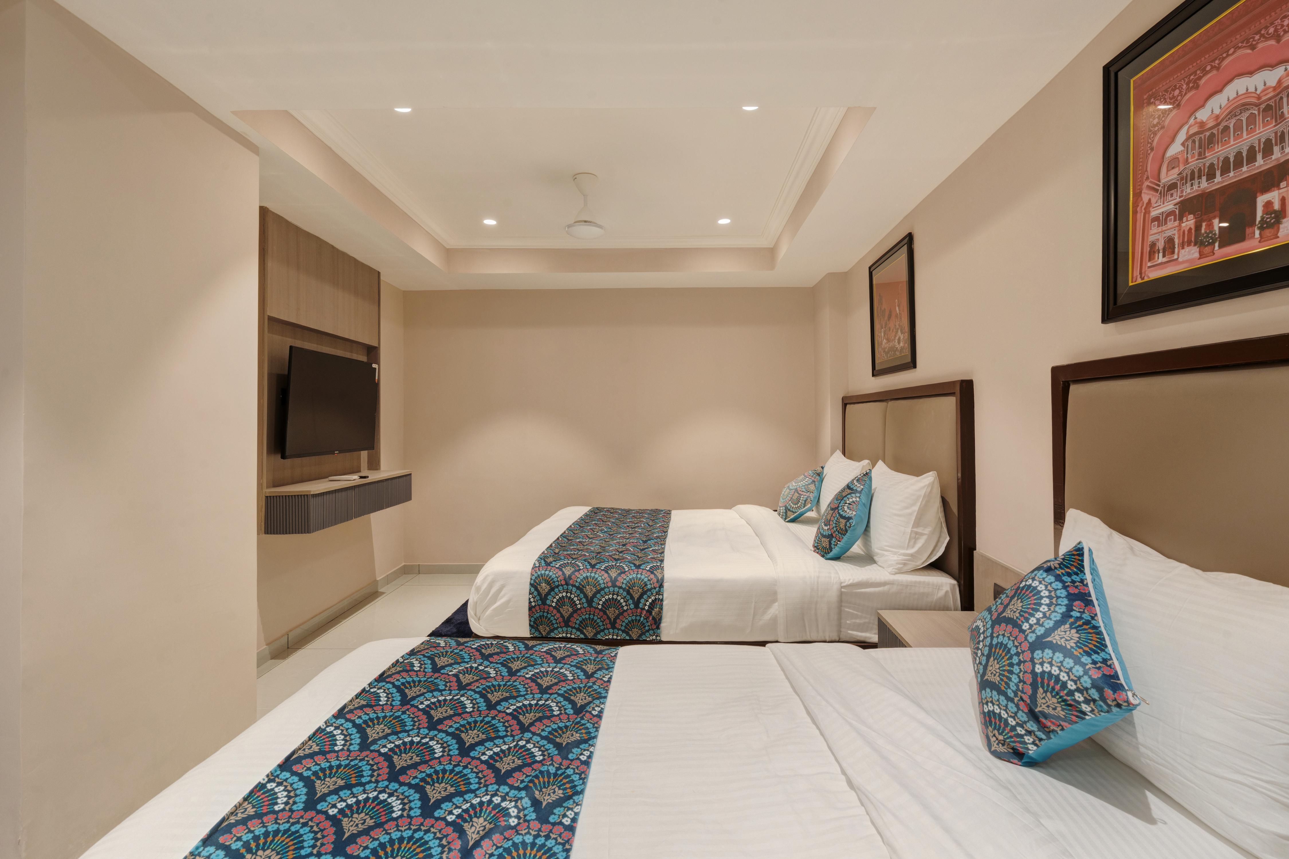 HOTEL ROYAL TIME Room Type - Triple Deluxe Room