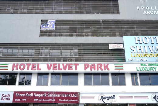 Hotel Velvet Park
