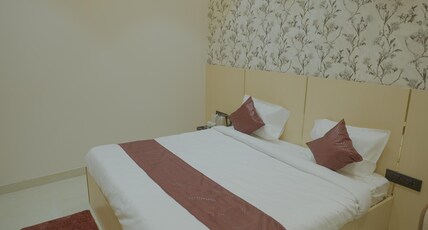 Knightz bridge Hotel Room Type - Deluxe Room