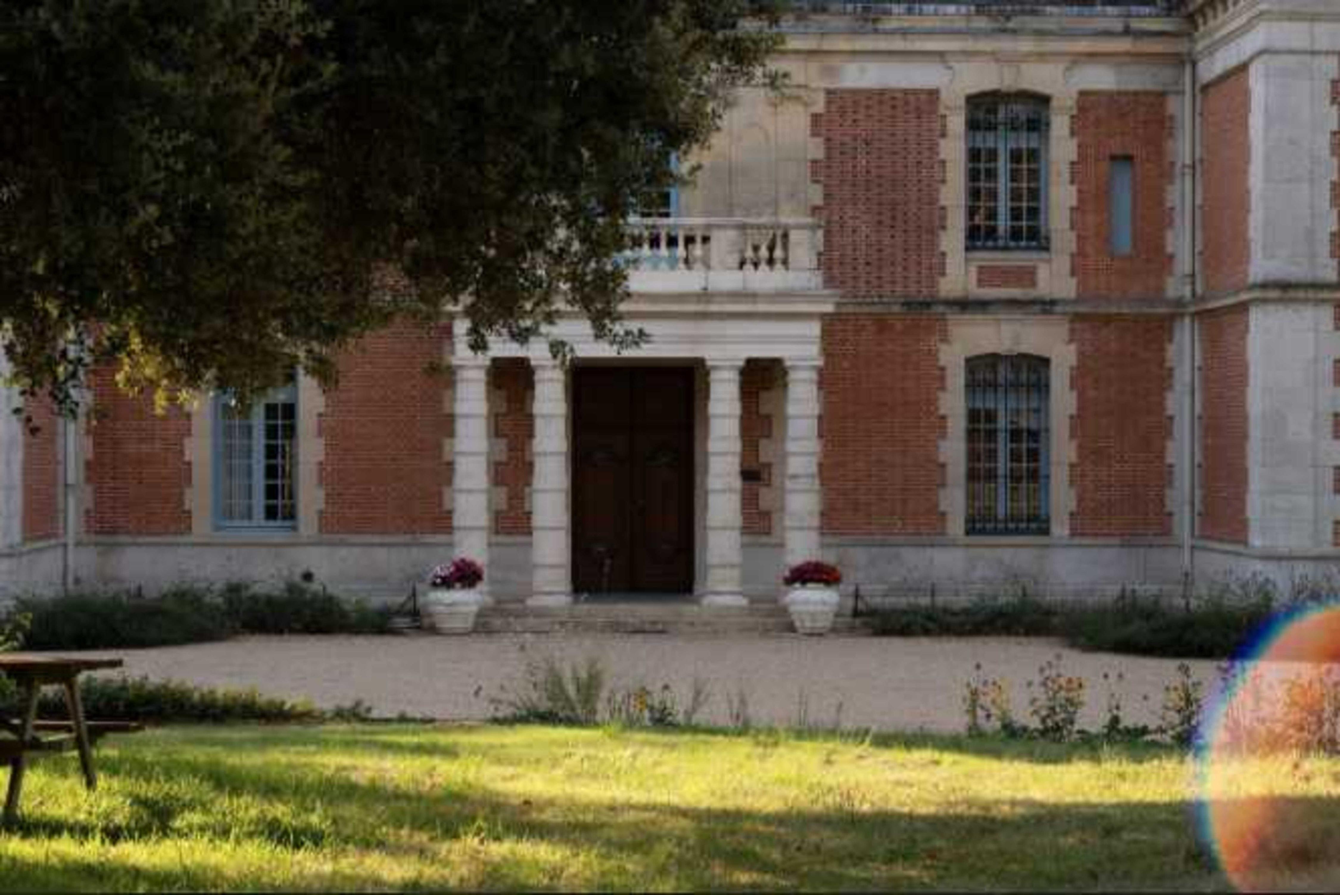 Chateau Stay - 1BR/4P with Pool & Park Access - 1