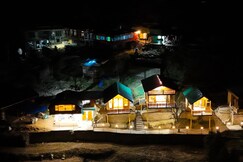 Hidden Ridge Inn
