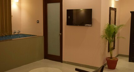 Shivtara Jawai Room Type - Master Suite Jacuzzi