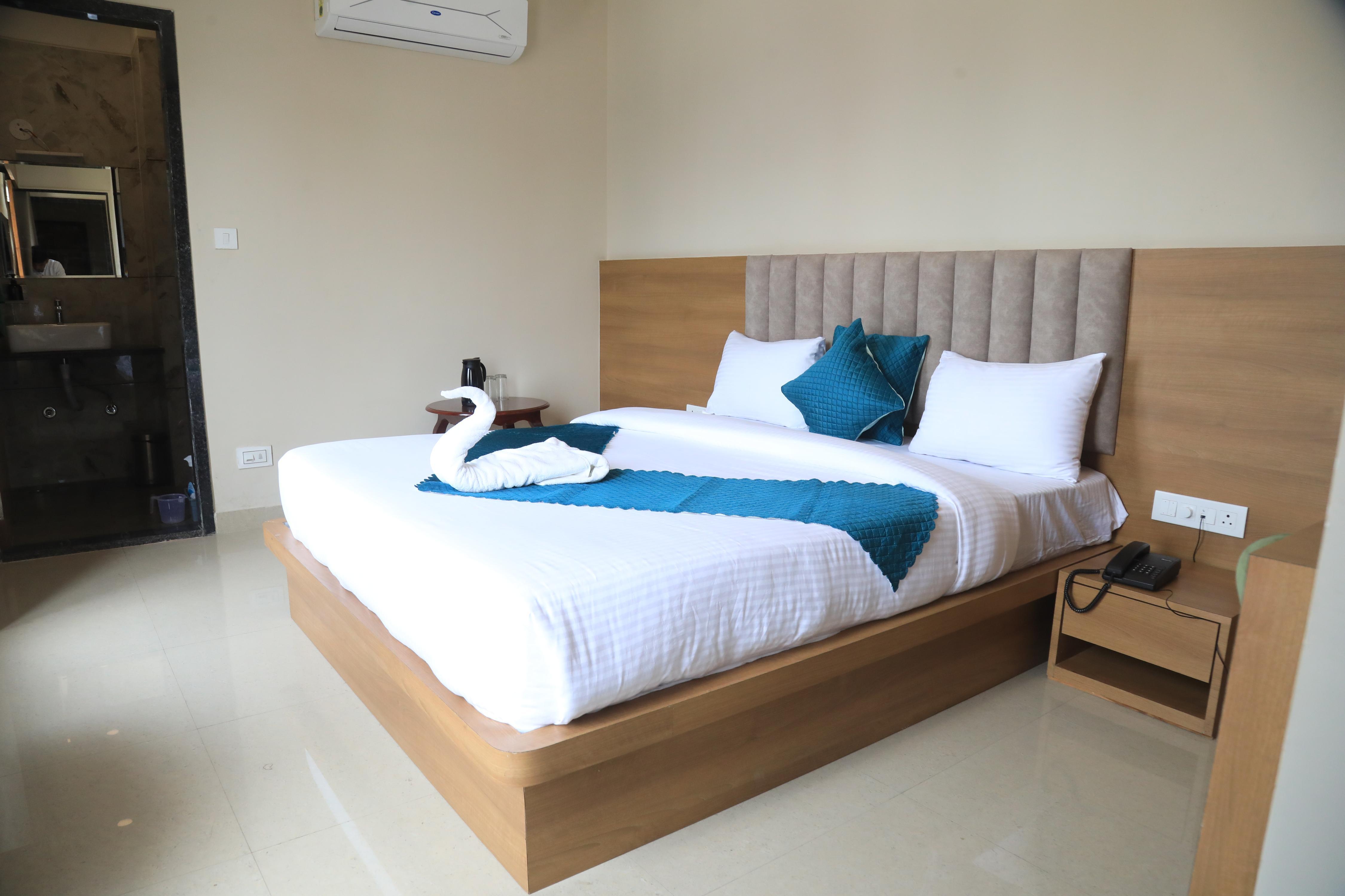 HOTEL KRISHNA Room Type - Deluxe Room