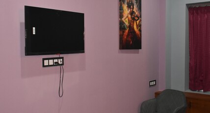 Shreenath Hotel Resort and Waterpark Room Type - Luxury room with water park view
