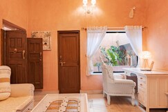 Misty BNB and Homestay - Pink City
