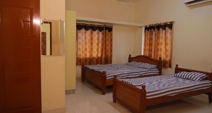 Nalli Plaza Room Type - Triple Occupancy Ac Room