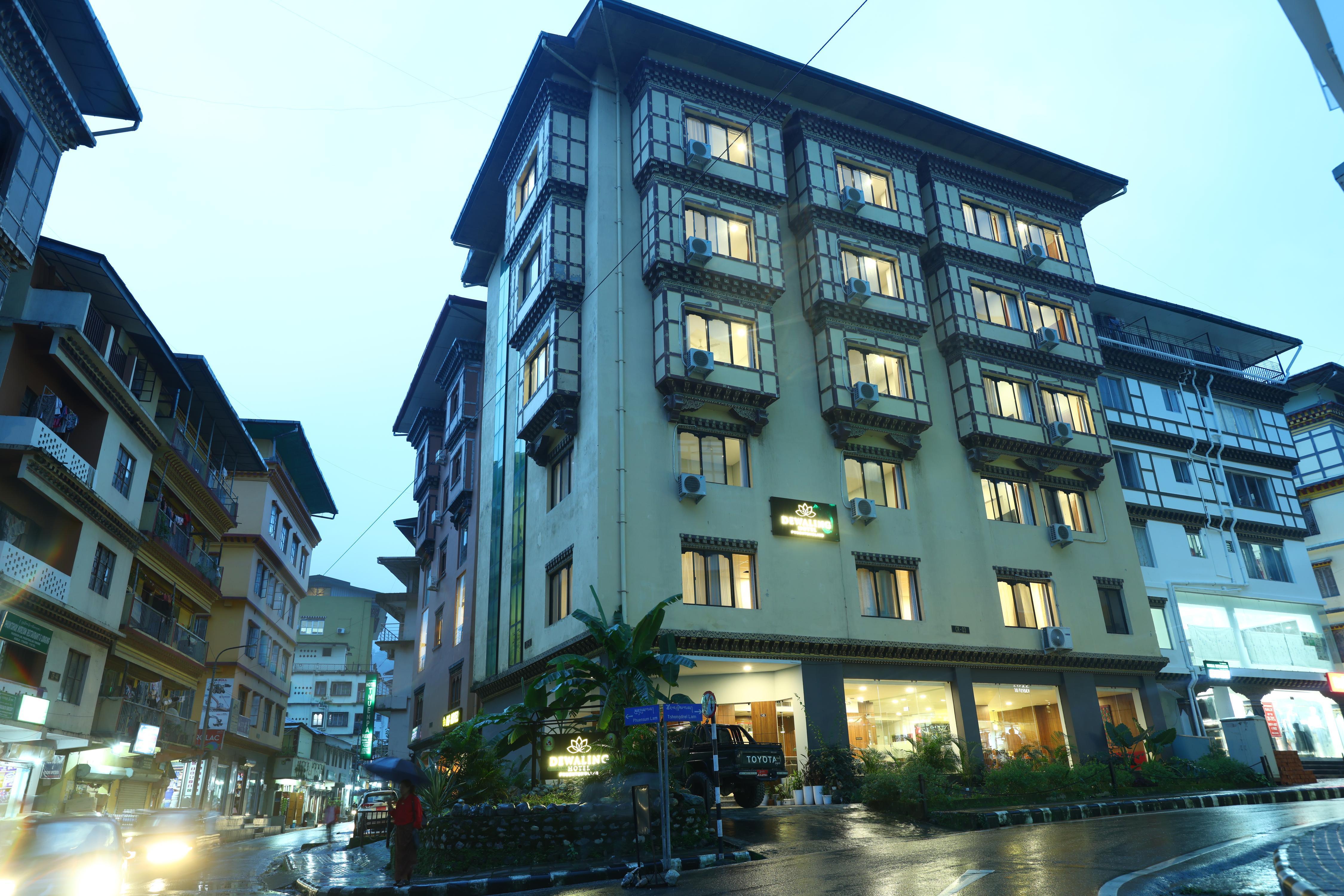 DEWALING by Laughing Lama Hotels, Resorts & Homestays