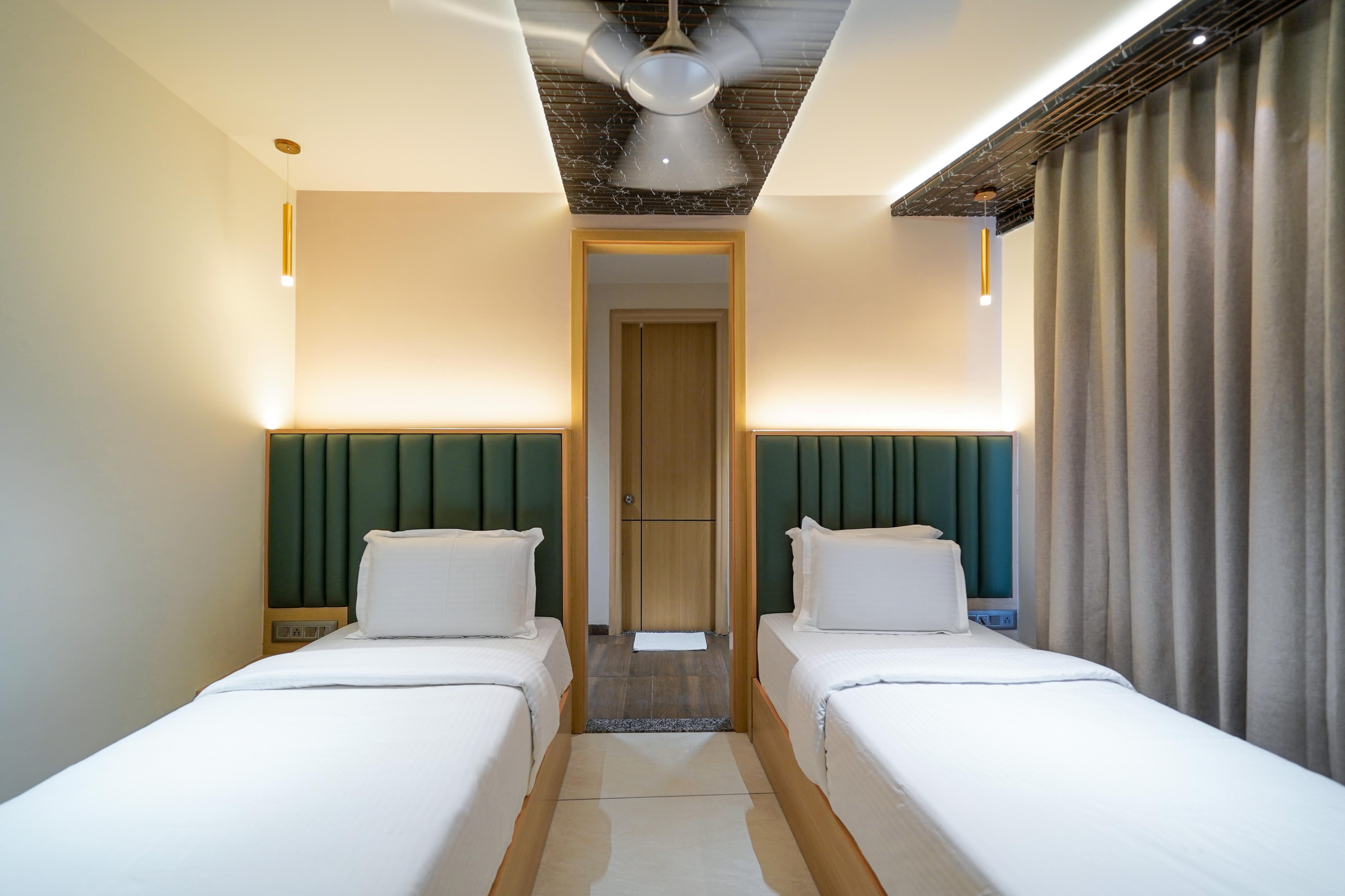 Open Hotel by Olive - Raayara Suite Room Type - Luxury Twin Room
