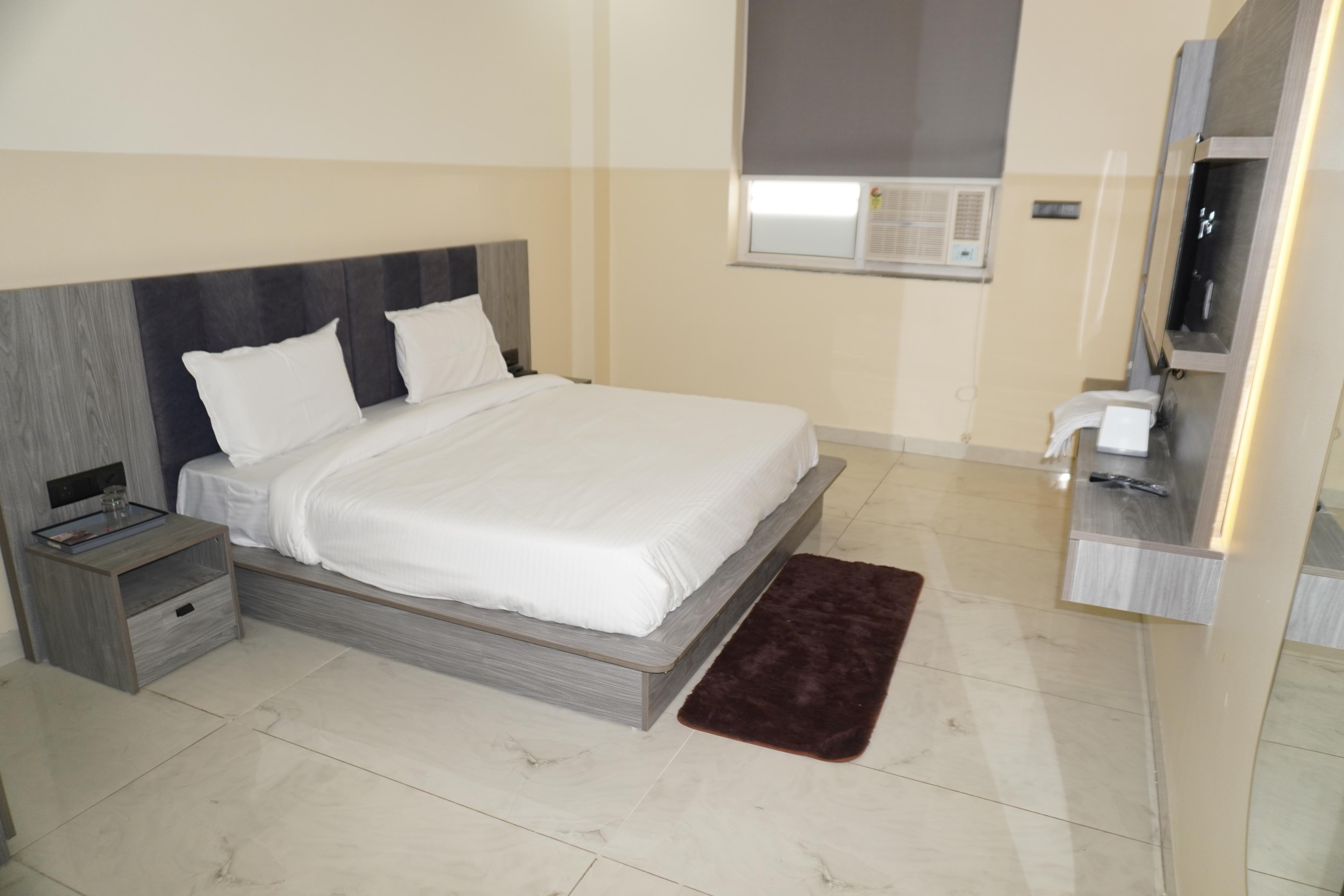 Shree Jagannath Resort with Pool & Gated Parking - Tap to explore photos