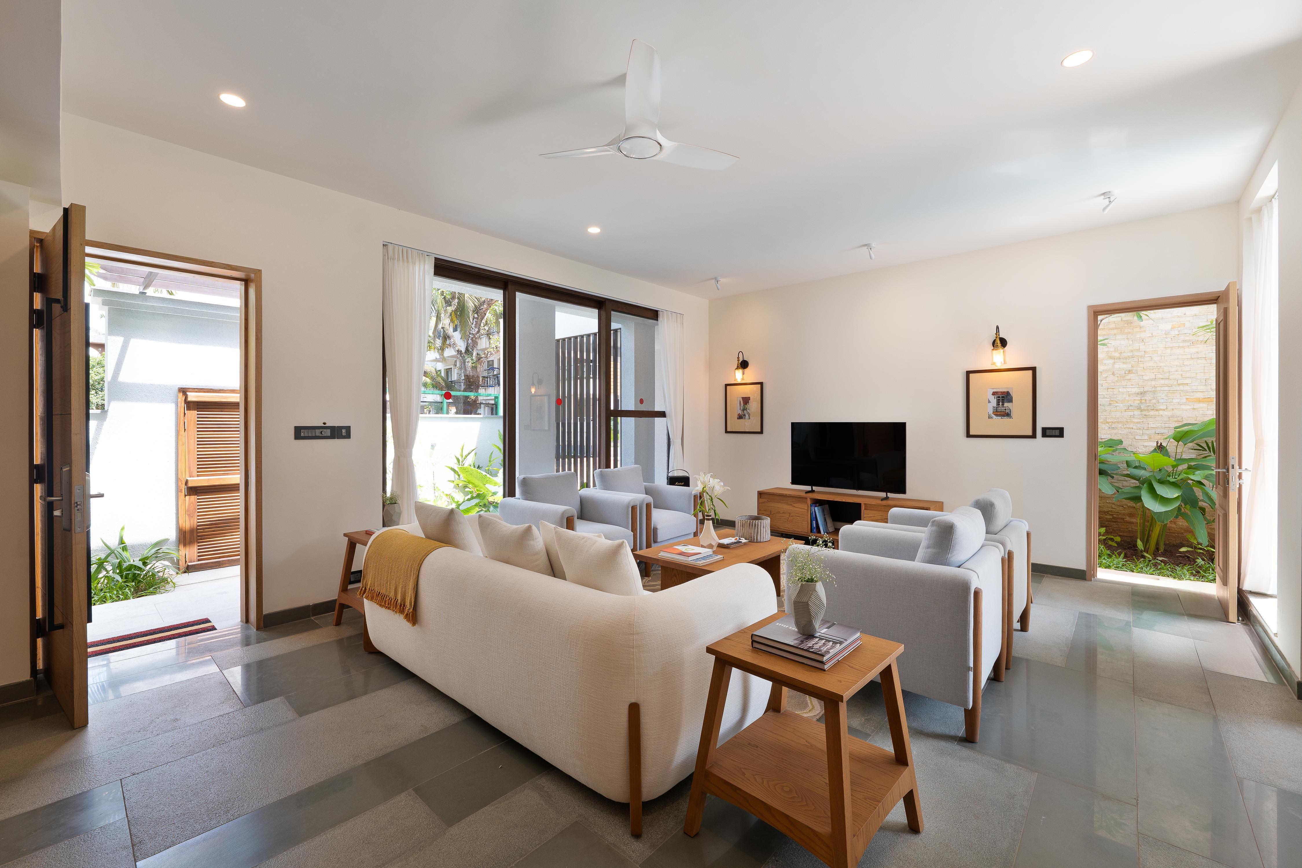 Melhor stays villas - L-S08 Luxurious 4BHK villa with private pool @ Anjuna