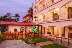 Monkey Tribe Alleppey: Beach-front Hostel