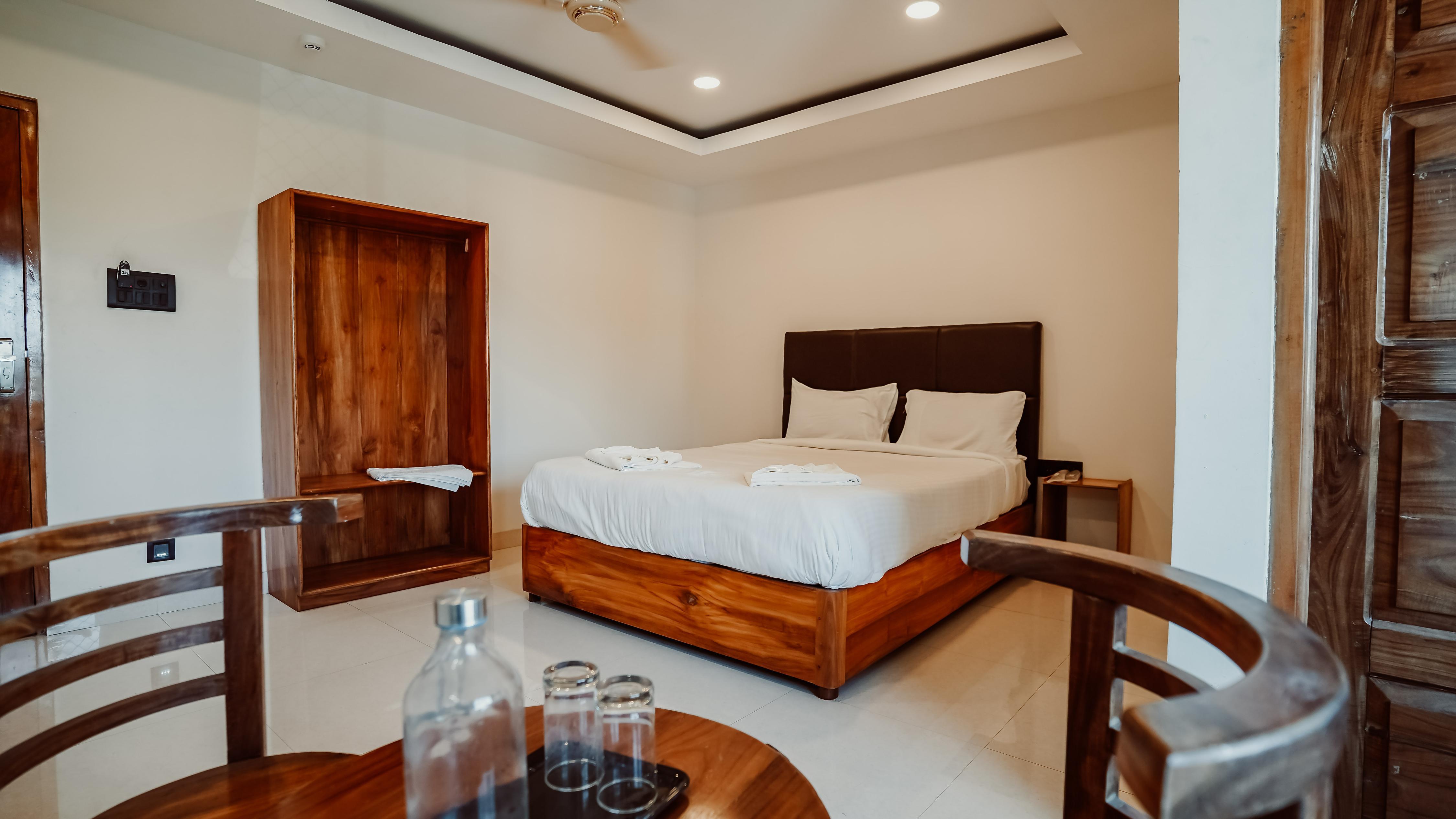 Sayora Hotels Room Type - Deluxe Rooms