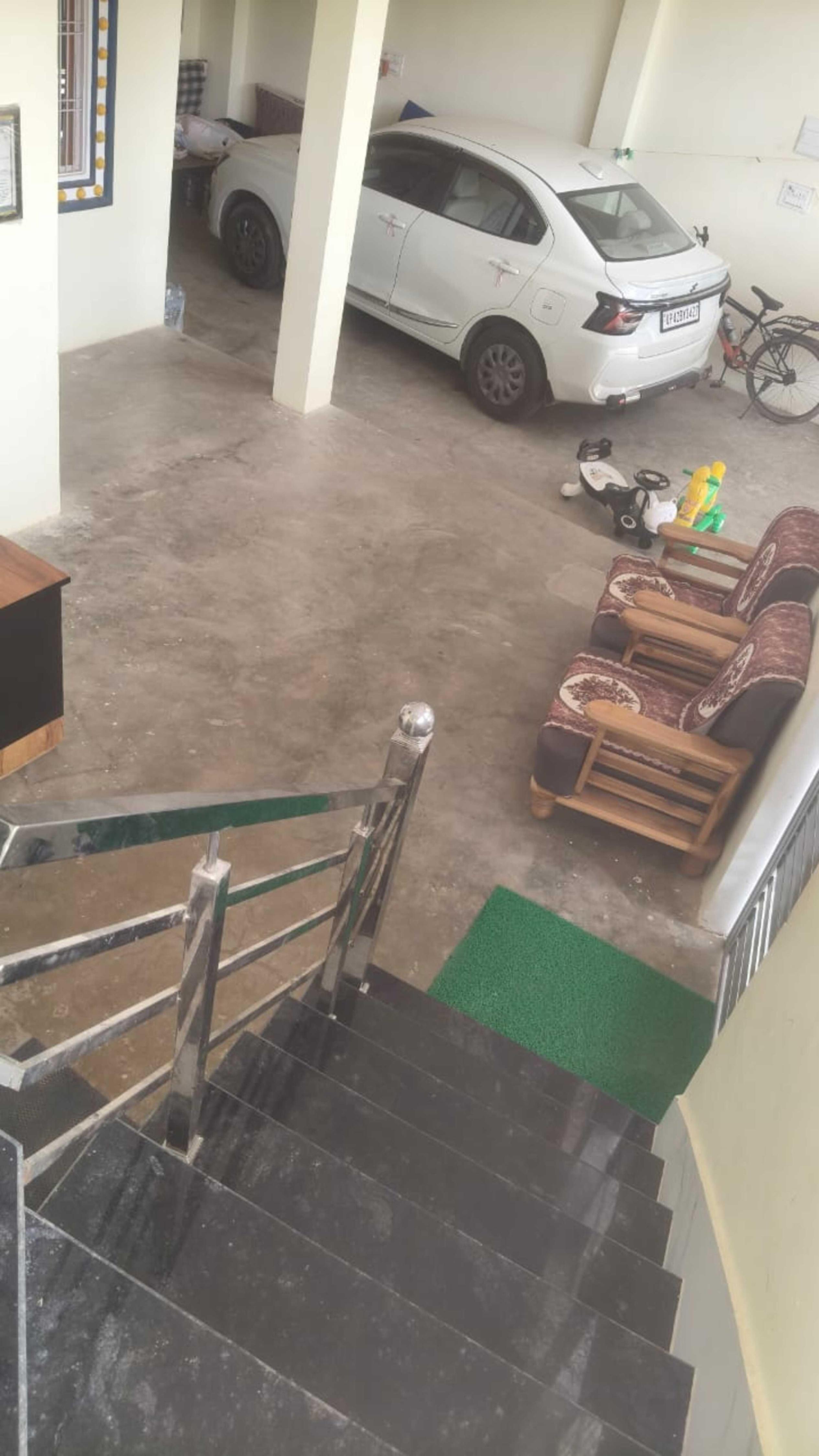 Sri Narayan Home Stay - Tap to explore photos