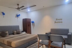 Rooms of Hotel ADC and Garden Restaurant