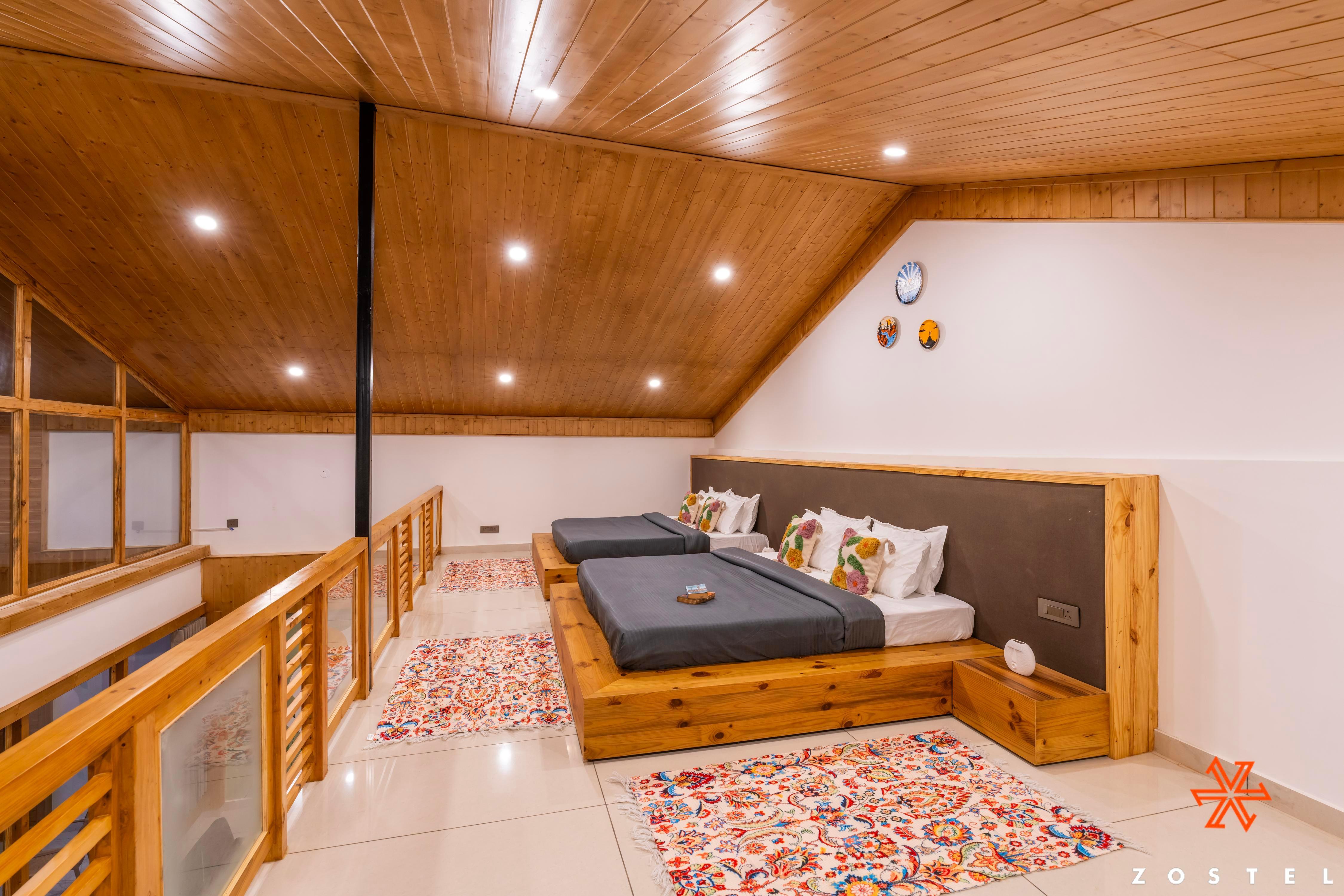 Zostel Kasol Room Type - Premium Duplex Suite (with balcony)