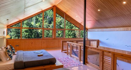 Zostel Kasol Room Type - Superior Quadruple Room (with attic and valley view)
