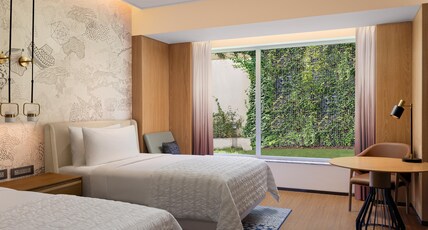 Le Meridien Dehradun Resort & Spa Room Type - Deluxe Guest room, 2 Queen, Garden view
