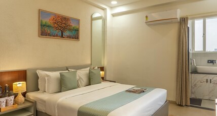 Perfectstayz Premium Shree Narayana Ujjain Room Type - Deluxe room Perfectstayz Premium Shree Narayana Ujjain Room Type - Deluxe room