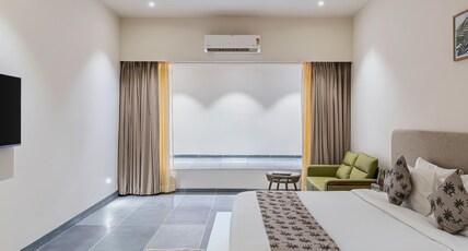 NANDA HILL RESORT Room Type - Executive Room (No View)