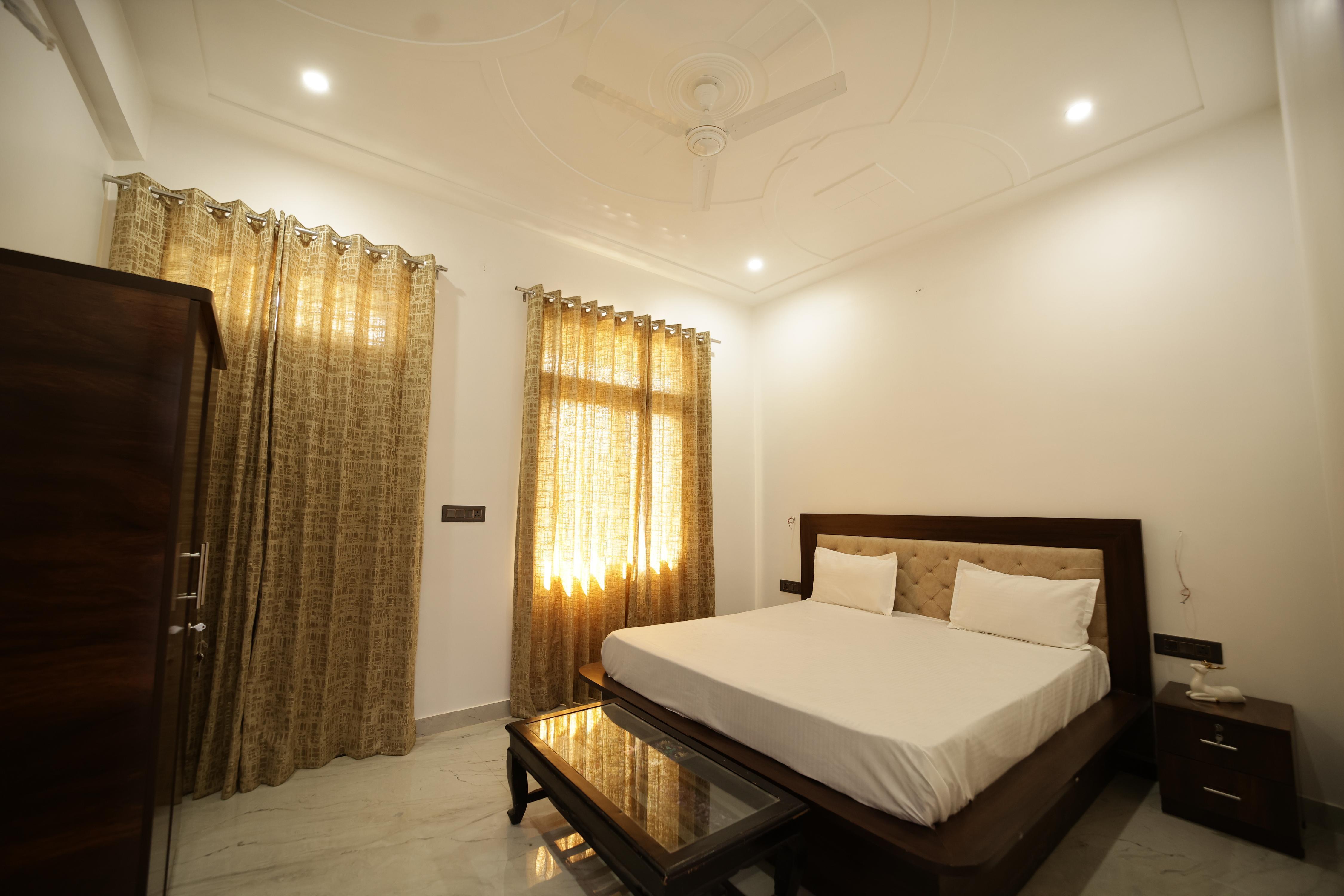 The Laxmi Royale Villa - Tap to explore photos