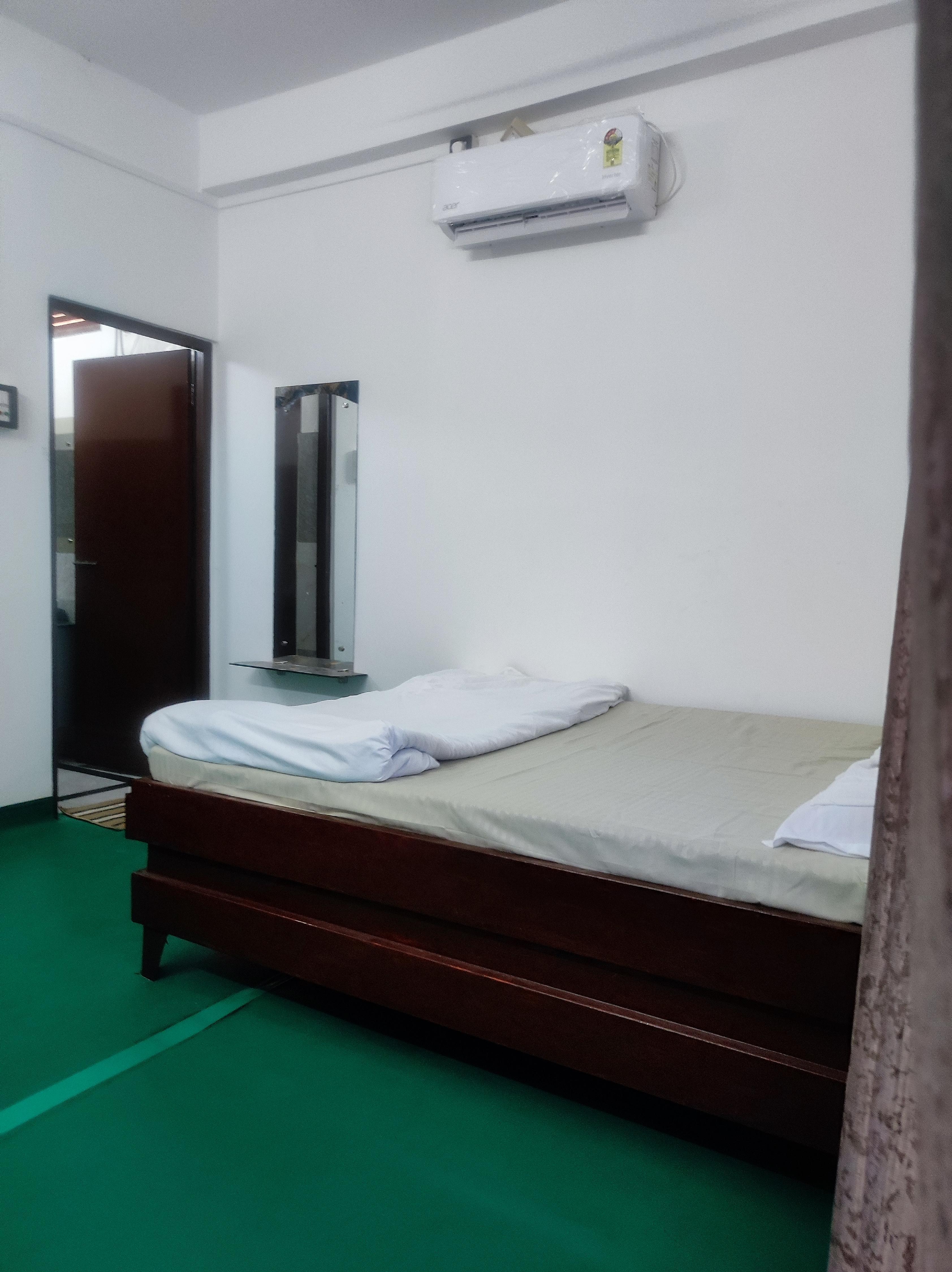 GoFam Room Type - Bedroom 2