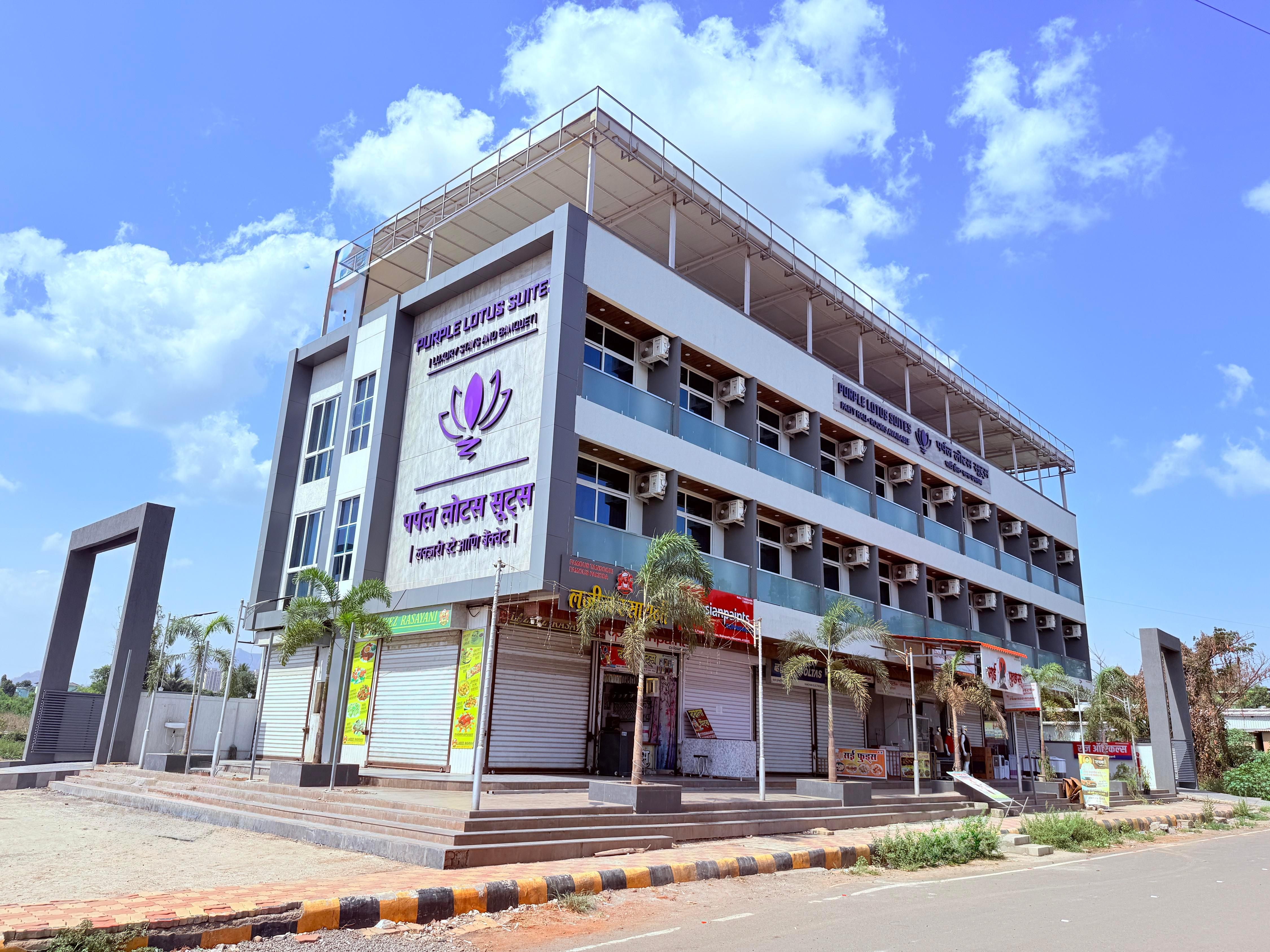 PURPLE LOTUS SUITES - Tap to explore photos