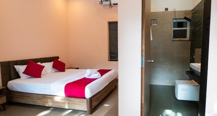 La Roche Poshtel Room Type - Retreat- Deluxe Pool Facing Room
