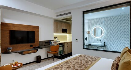 Hays AIR By Ahuja Residences - Golf Course Ext. Road & Sector 51 Room Type - Studio