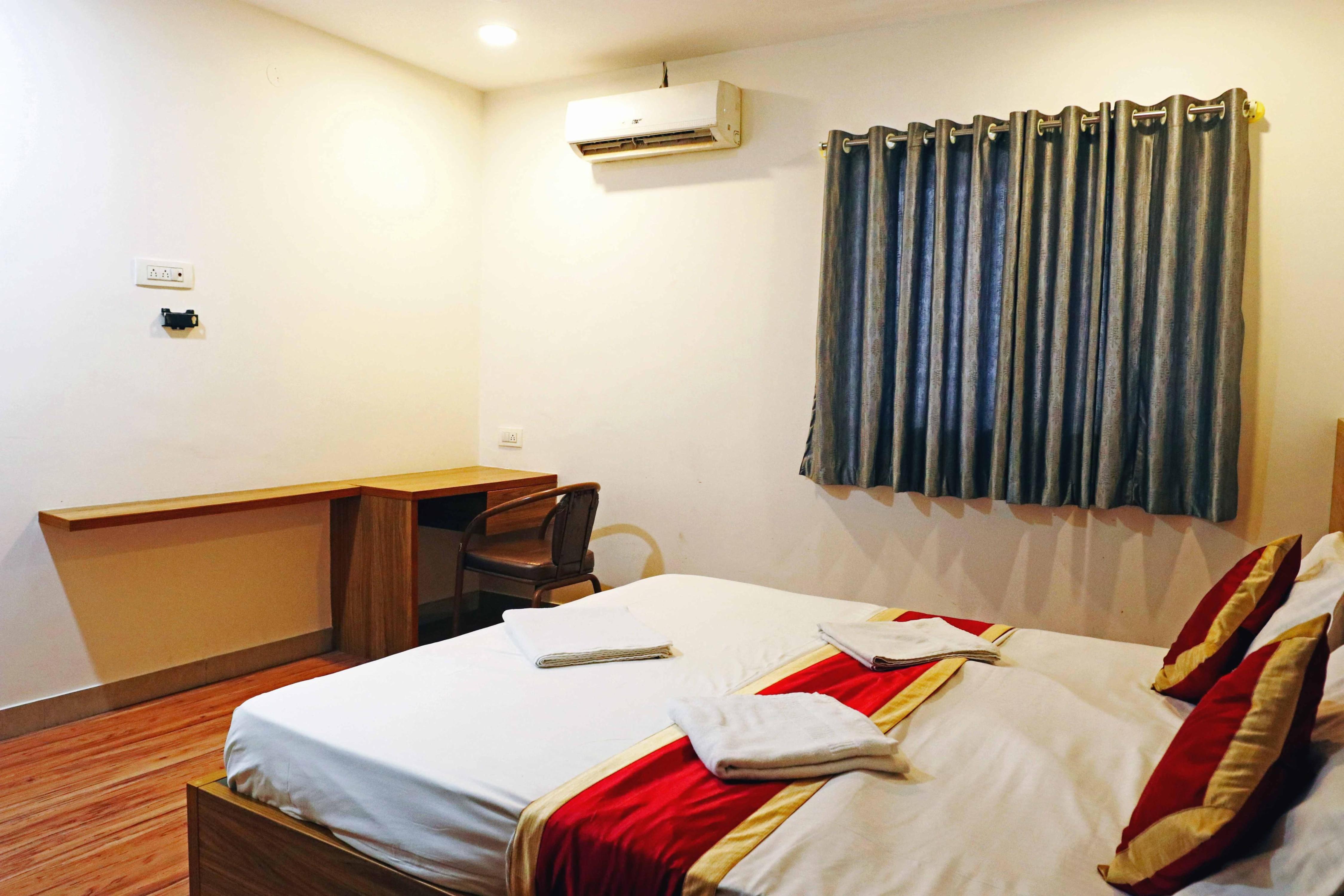 Sai Comfort Deluxe Rooms