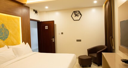 Kaizen Residency Room Type - Studio AC Room