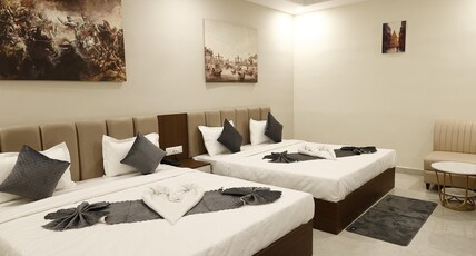 Hotel Raj Residency Room Type - Family 2 Double Bed Room