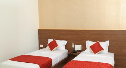 Hotel Vishaka Paark Room Type - Deluxe Double