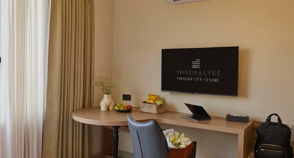 Minimalist - Varanasi City Centre Room Type - Superior King Room