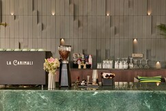 Minimalist - Varanasi City Centre