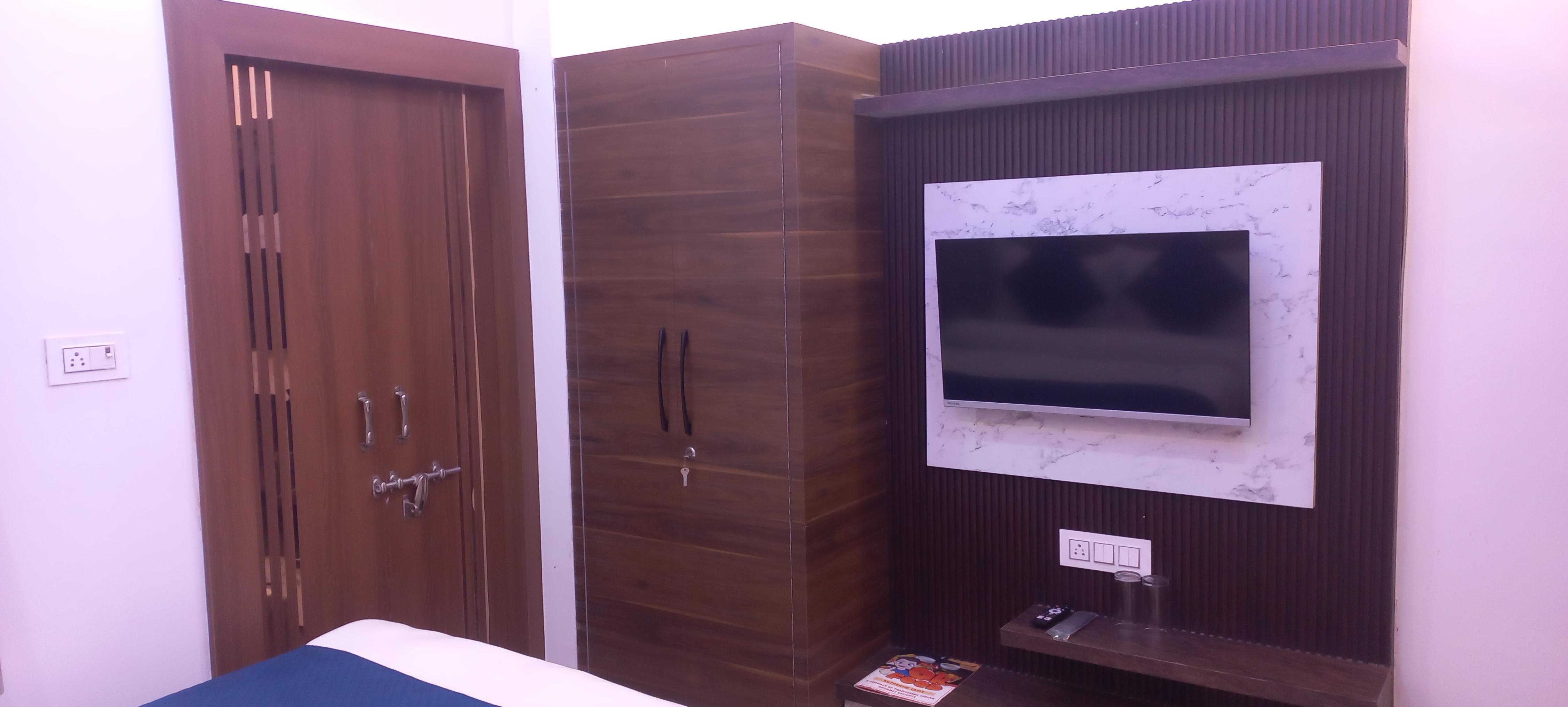 Hotel 7R residency Room Type - Budget Room