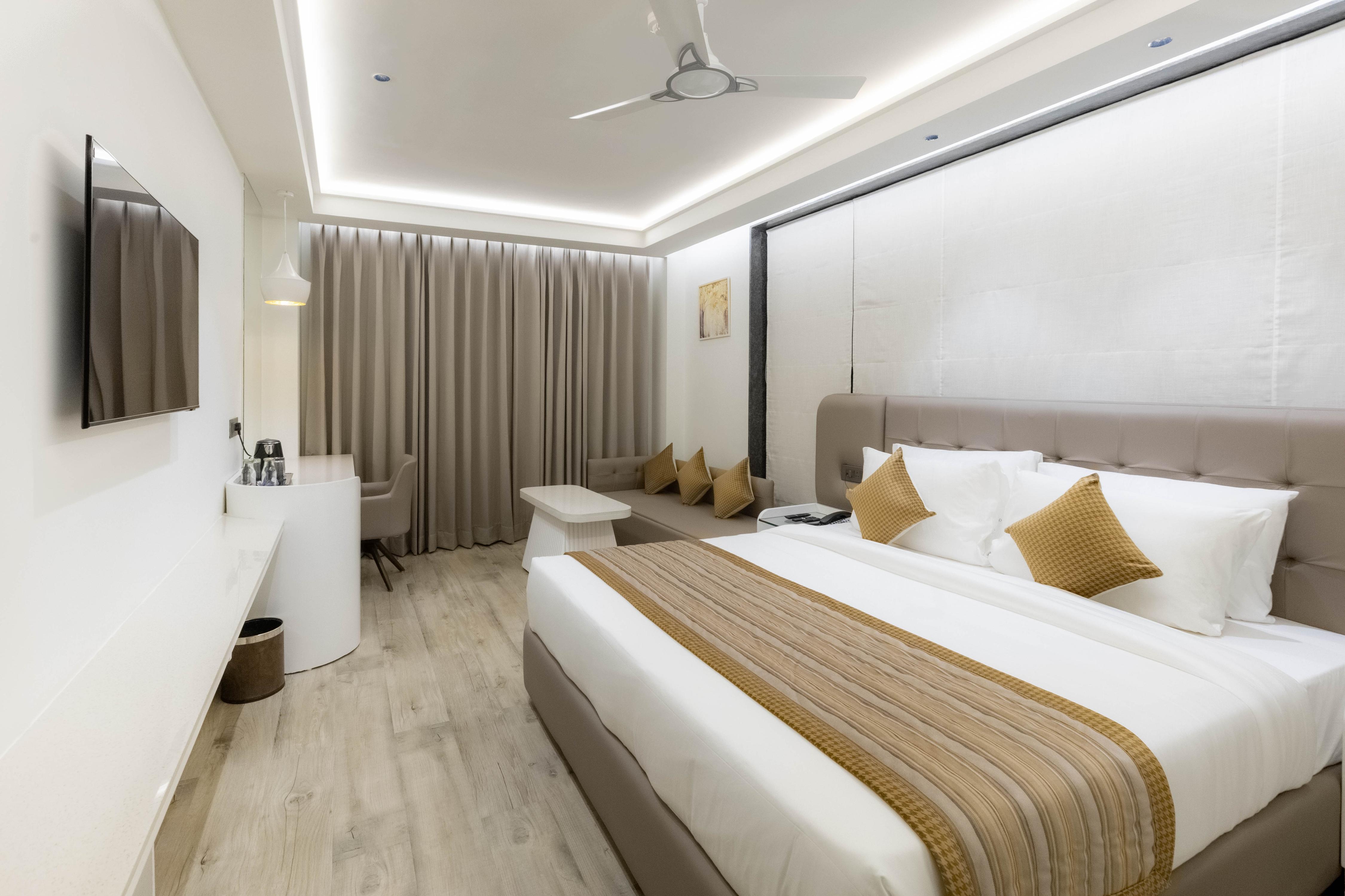 Emerald Luxe A Boutique Hotel Chandigarh Mohali - Tap to explore photos