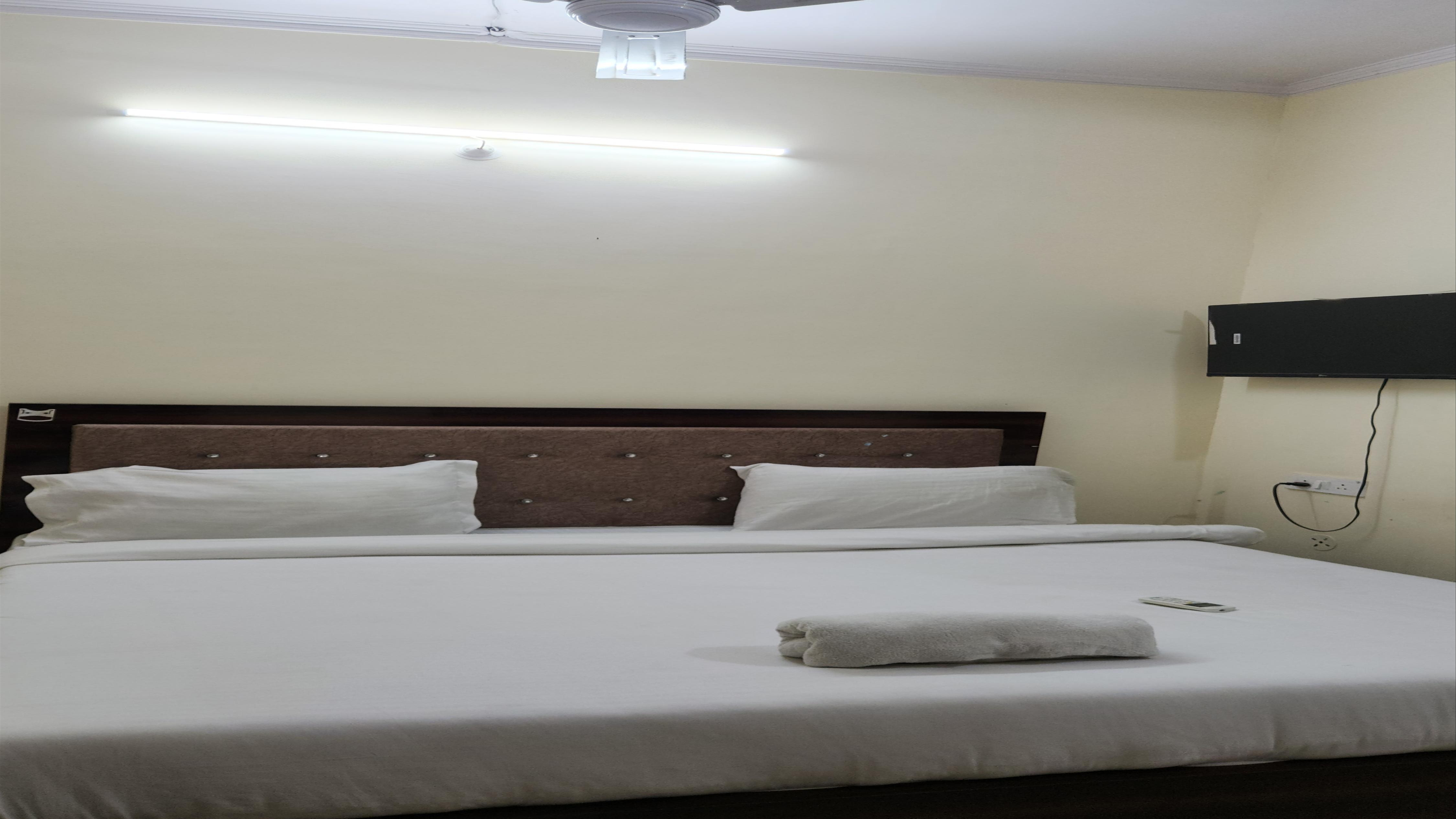 Hotel Shyam - Tap to explore photos