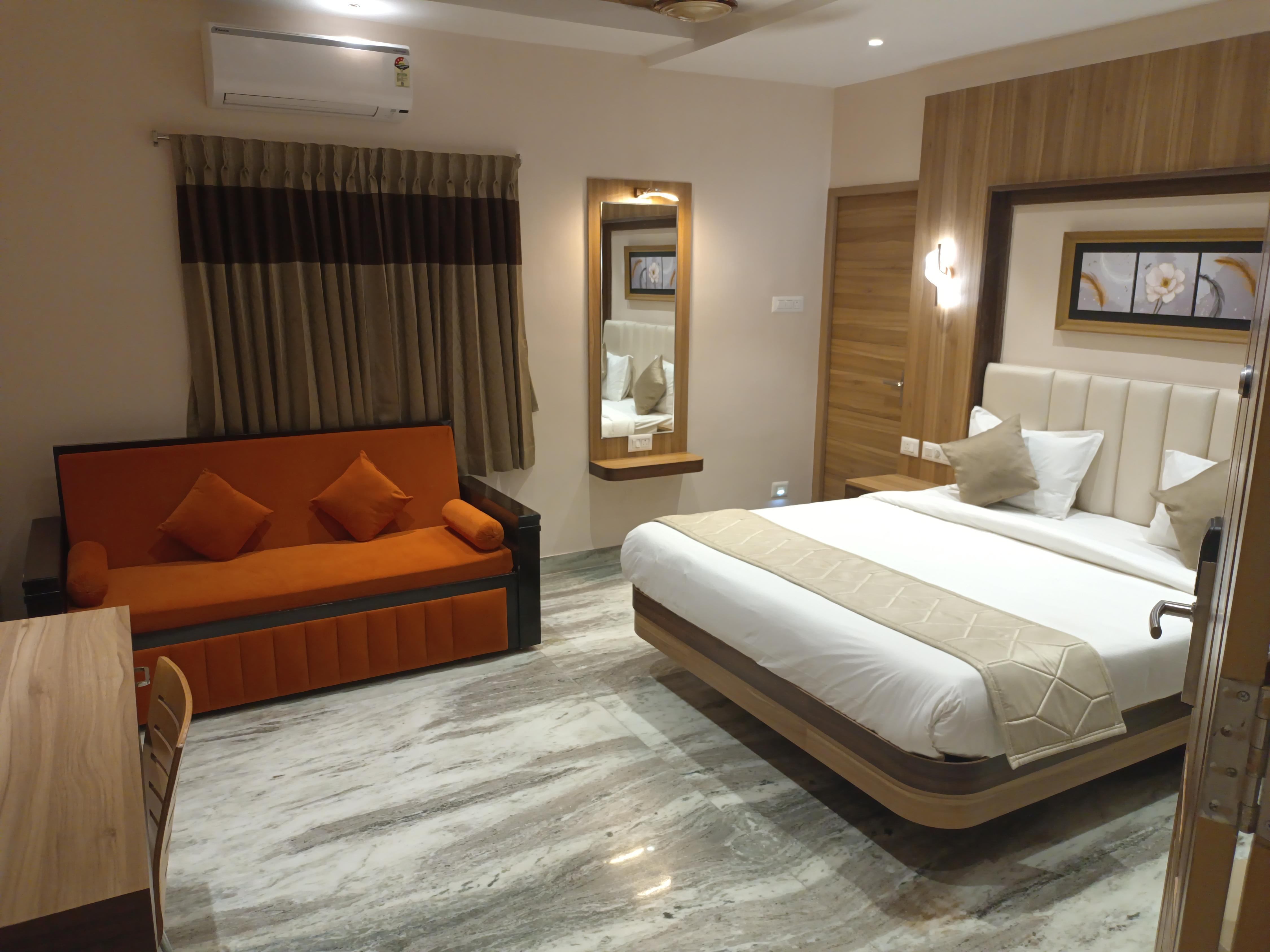 Orange Orchid Room Type - Four Bed Suit
