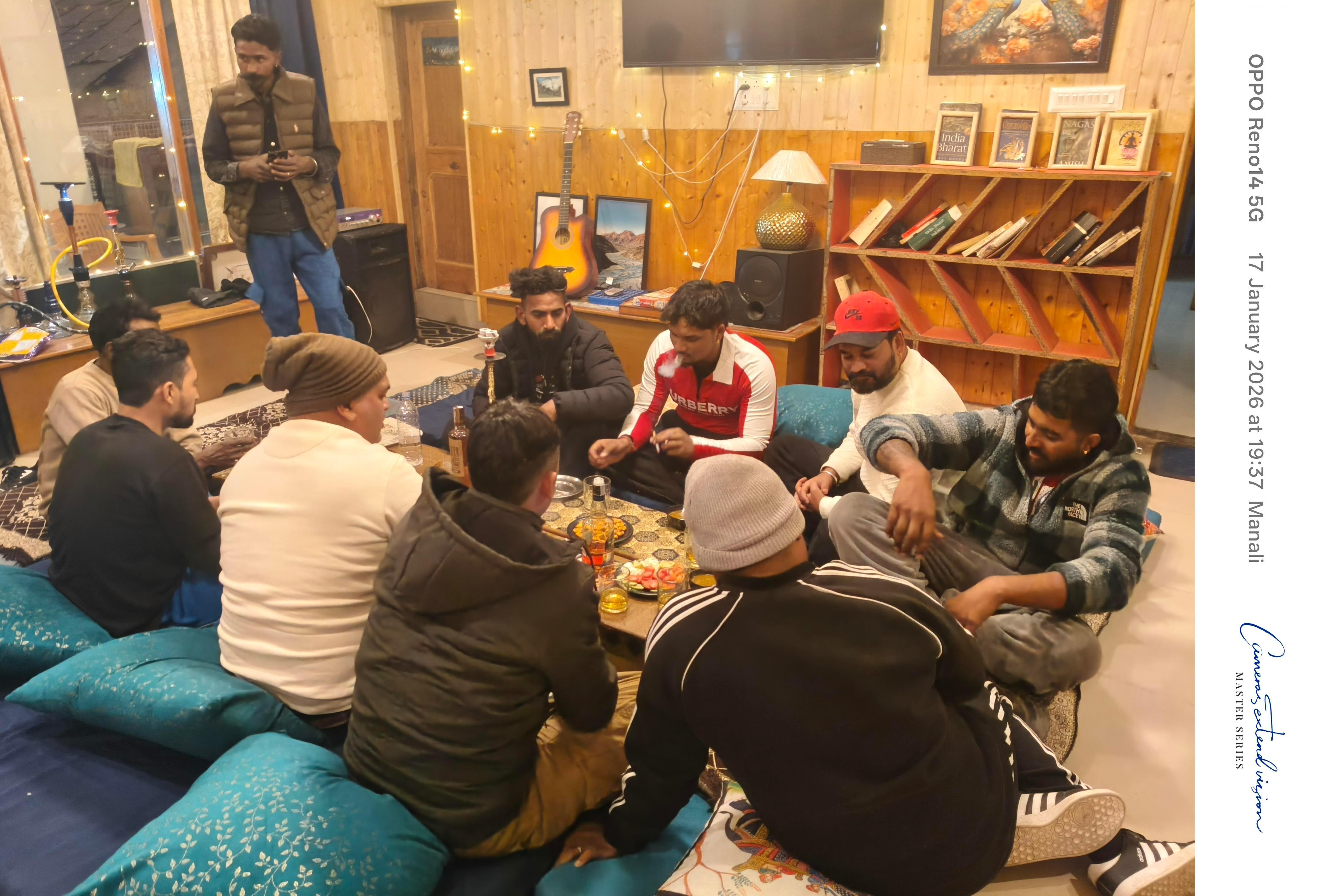 Shalom Stay Manali - Tap to explore photos