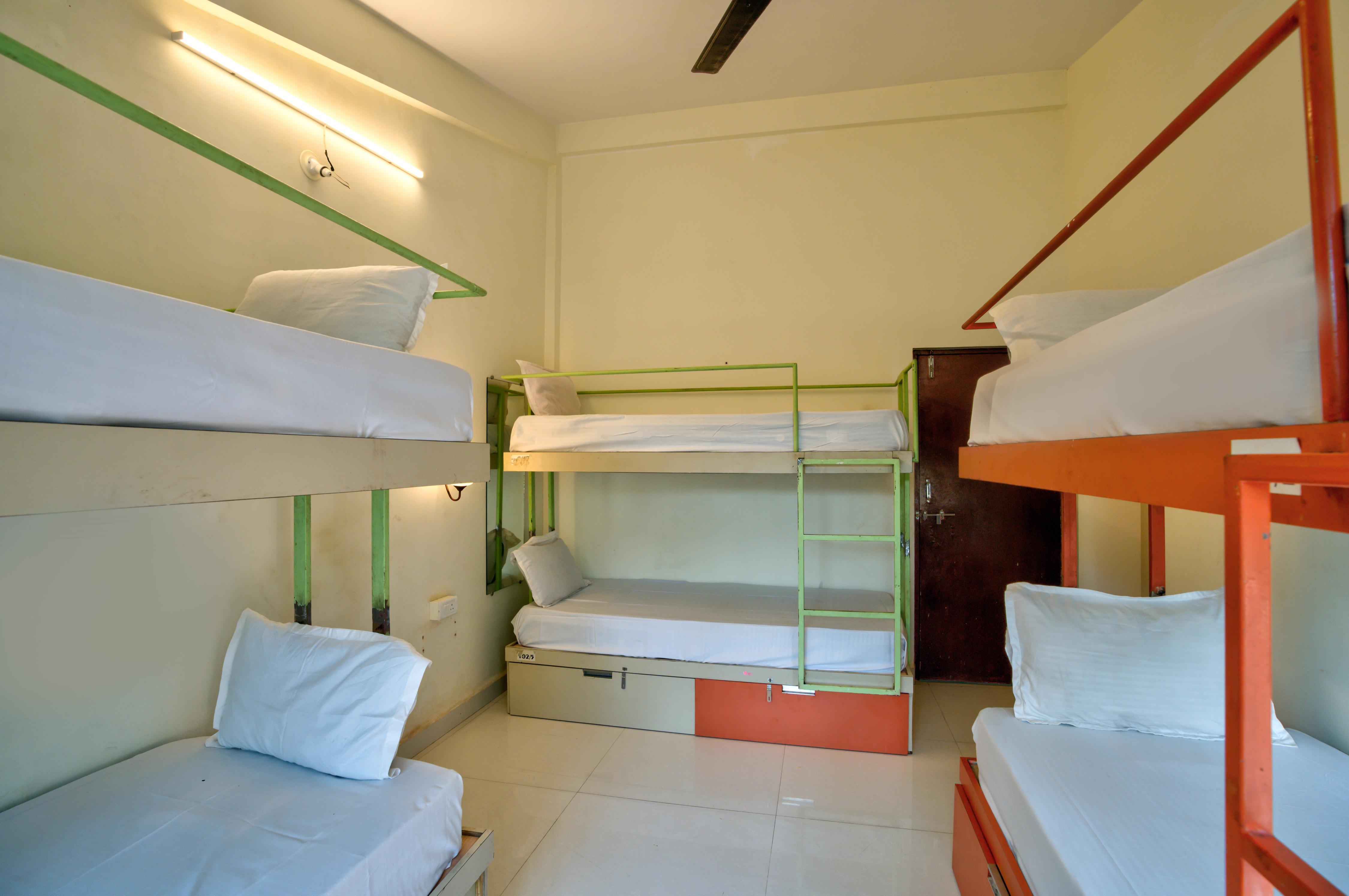 Del Hostel Goa Room Type - 6 Bed Mix Dorm - 204