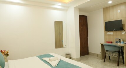 CORPORATE STAYS-GOLF COURSE ROAD Room Type - Deluxe Room