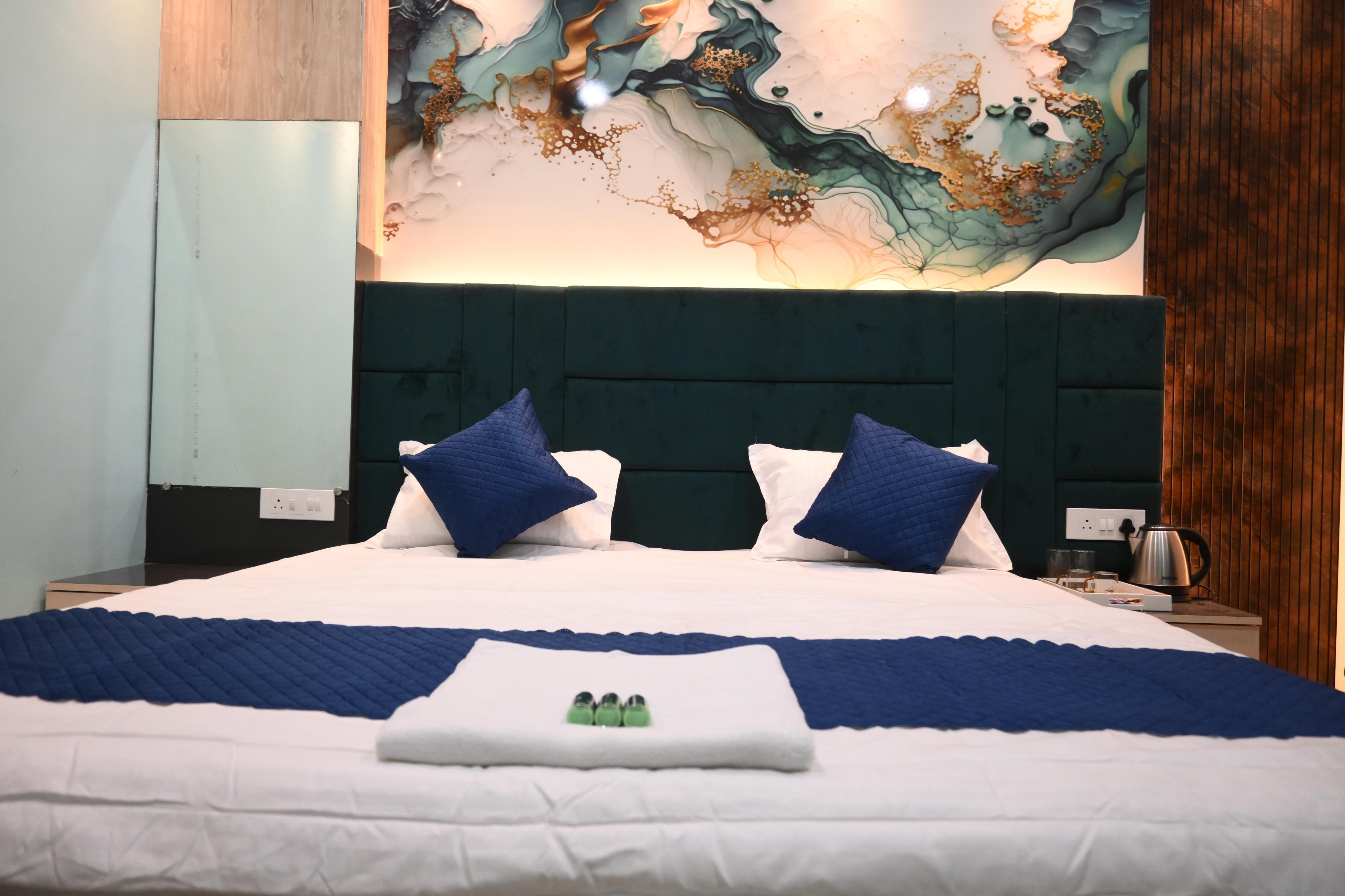 Shubh Residency Room Type - Deluxe Villa 