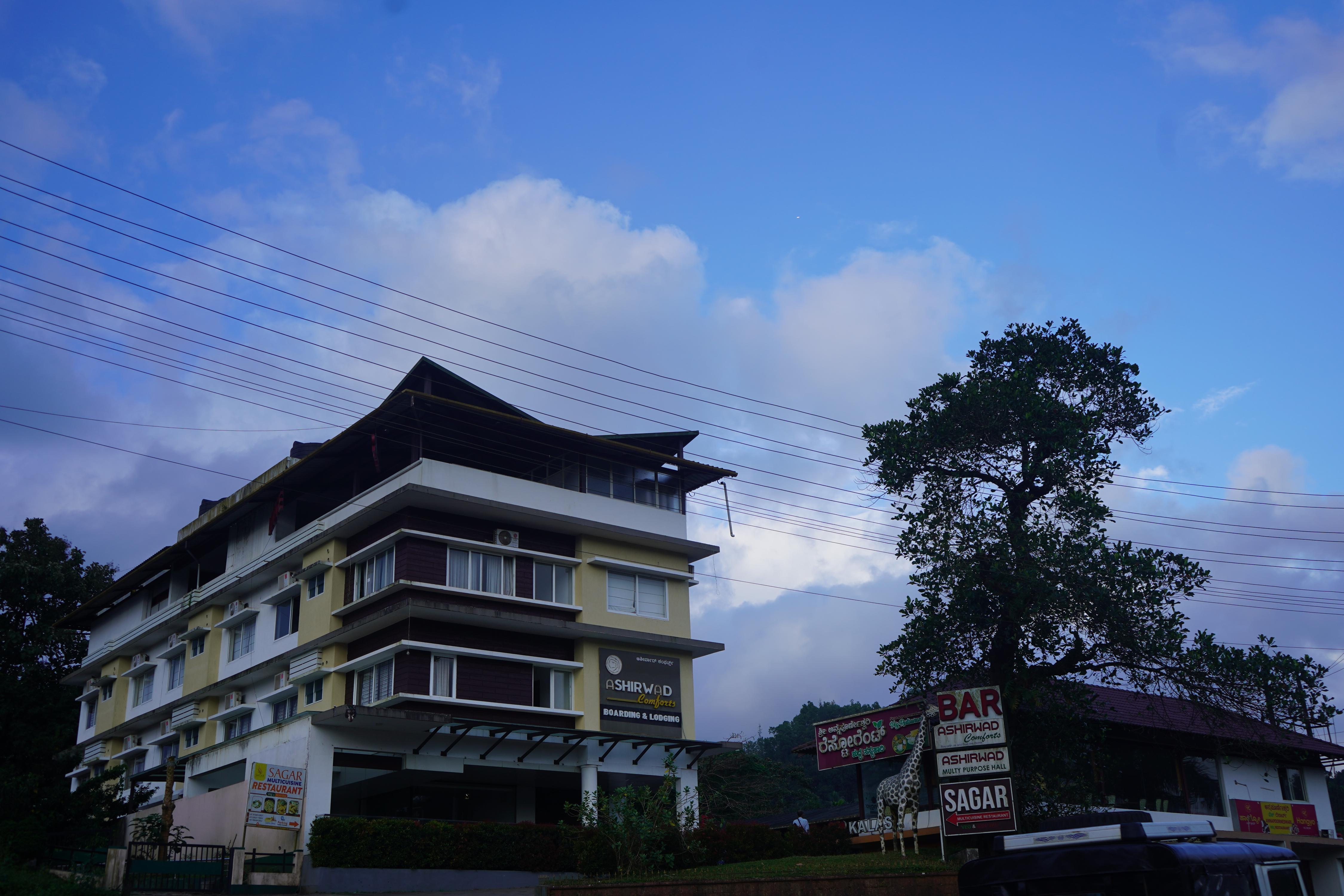 Ashirwad Retreat-A business Class Hotel - Tap to explore photos