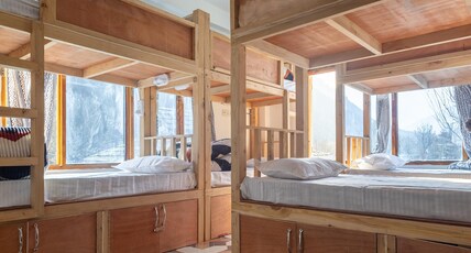 AmigosIndia Katagla (Kasol) Room Type - Basic 8 bedded mixed dorm