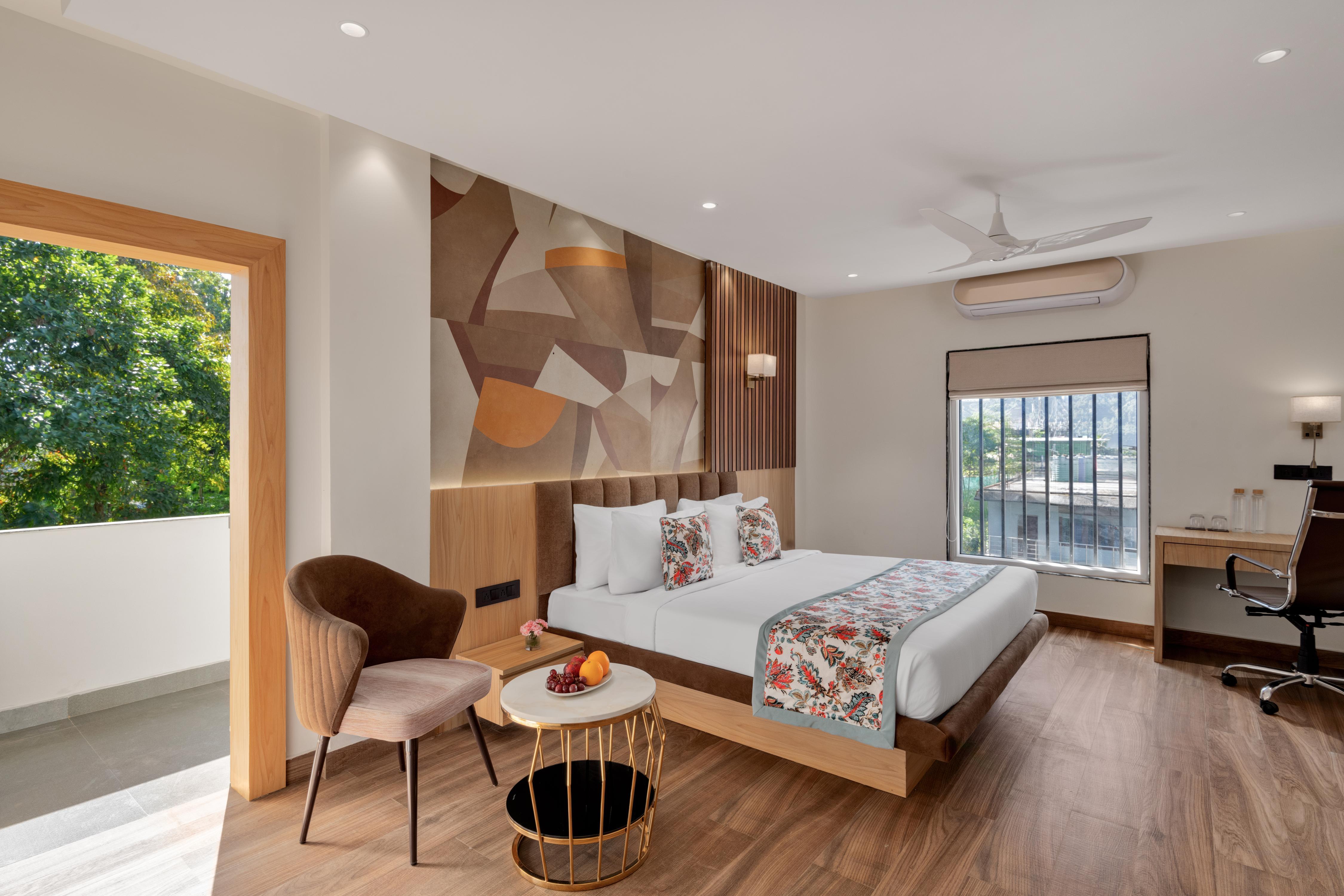 Voyage Eastin Suites Room Type - Executive Room