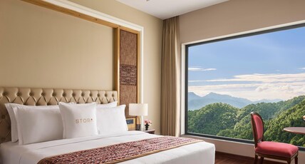 Storii By ITC Hotels Akanni Naina Tikkar Room Type - Deluxe Room with Mountain View Storii By ITC Hotels Akanni Naina Tikkar Room Type - Deluxe Room with Mountain View