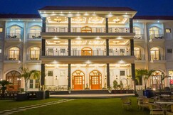 The Lychee Hotel & Resort