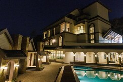 CherryLoft Luxury Resort