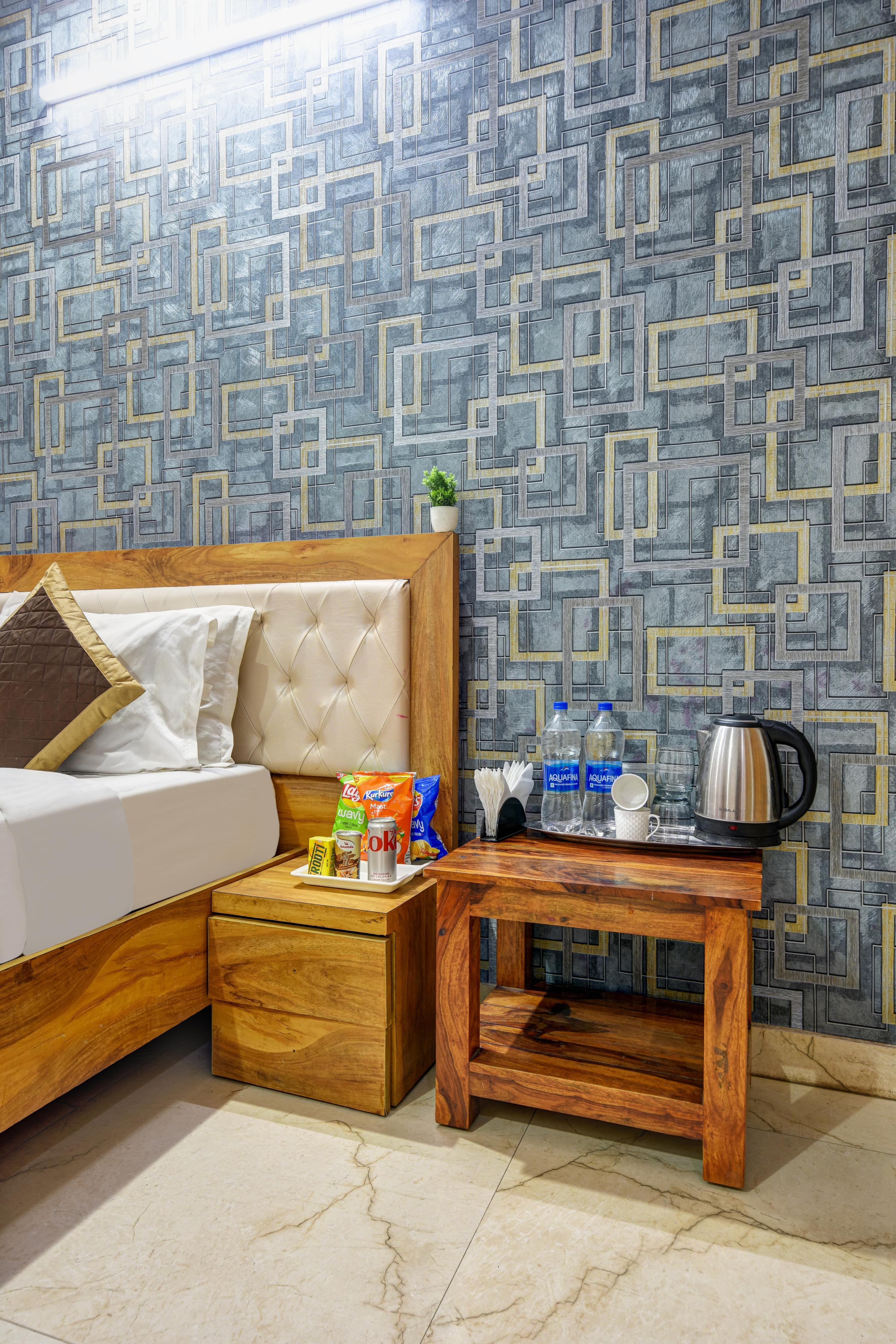 Hotel Maharaja - Medicity near Medanta Hospital - Tap to explore photos